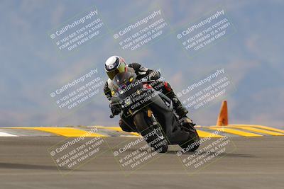 media/Sep-11-2022-SoCal Trackdays (Sun) [[81b7e951af]]/Turn 9 (930am)/